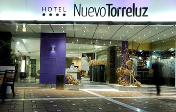 Facade Nuevo Torreluz Hotel